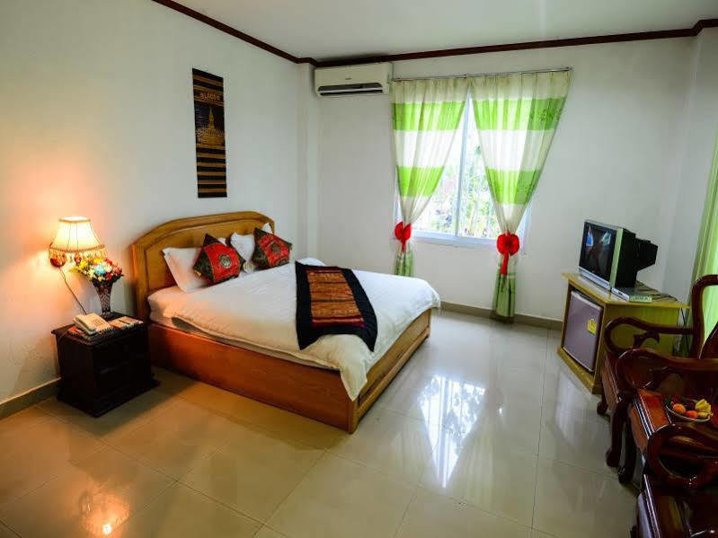 Douangpraseuth Hotel Vientiane Dış mekan fotoğraf