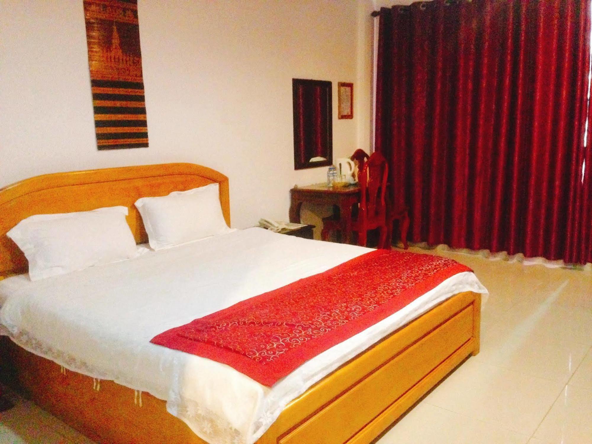 Douangpraseuth Hotel Vientiane Dış mekan fotoğraf
