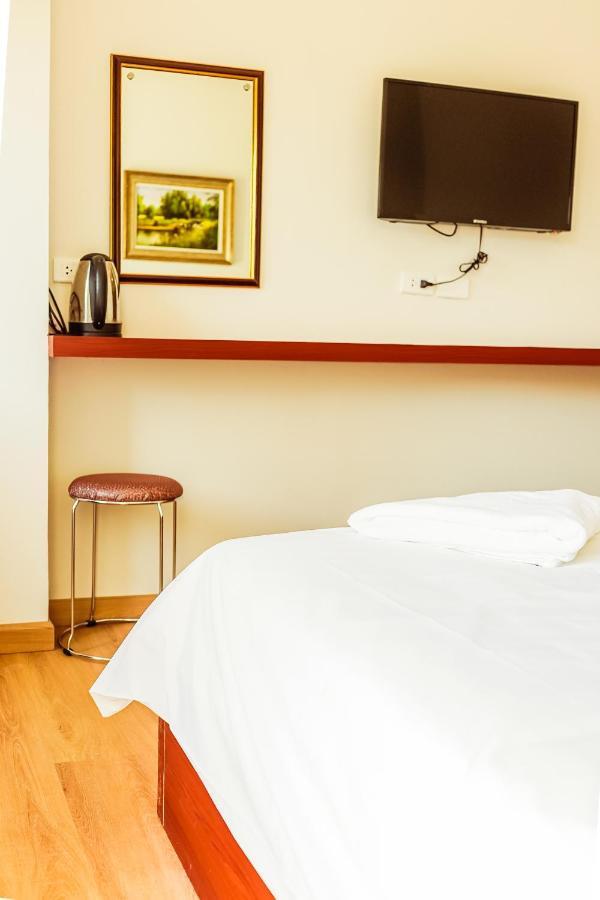 Douangpraseuth Hotel Vientiane Dış mekan fotoğraf