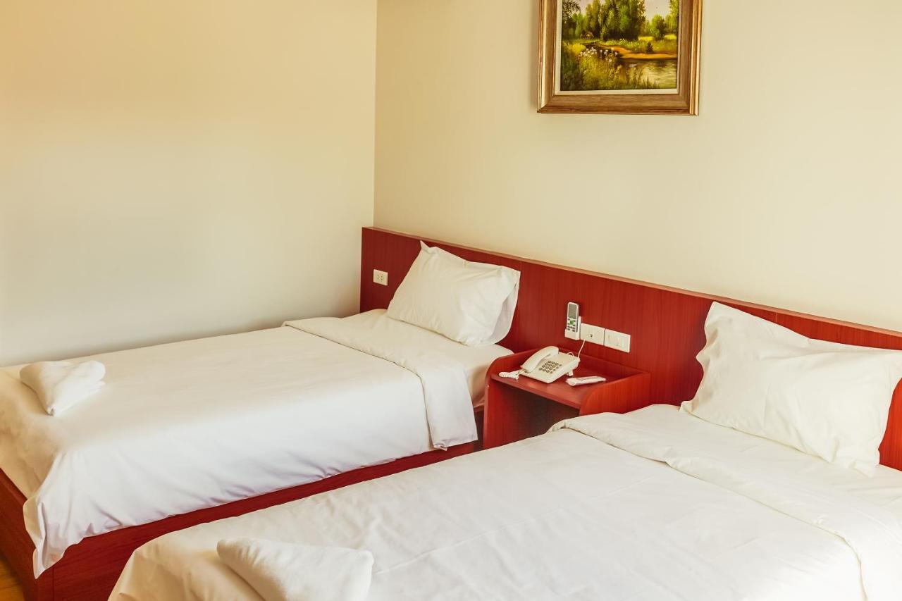 Douangpraseuth Hotel Vientiane Dış mekan fotoğraf