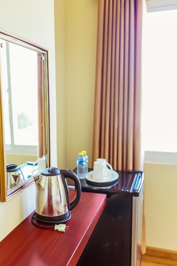 Douangpraseuth Hotel Vientiane Dış mekan fotoğraf